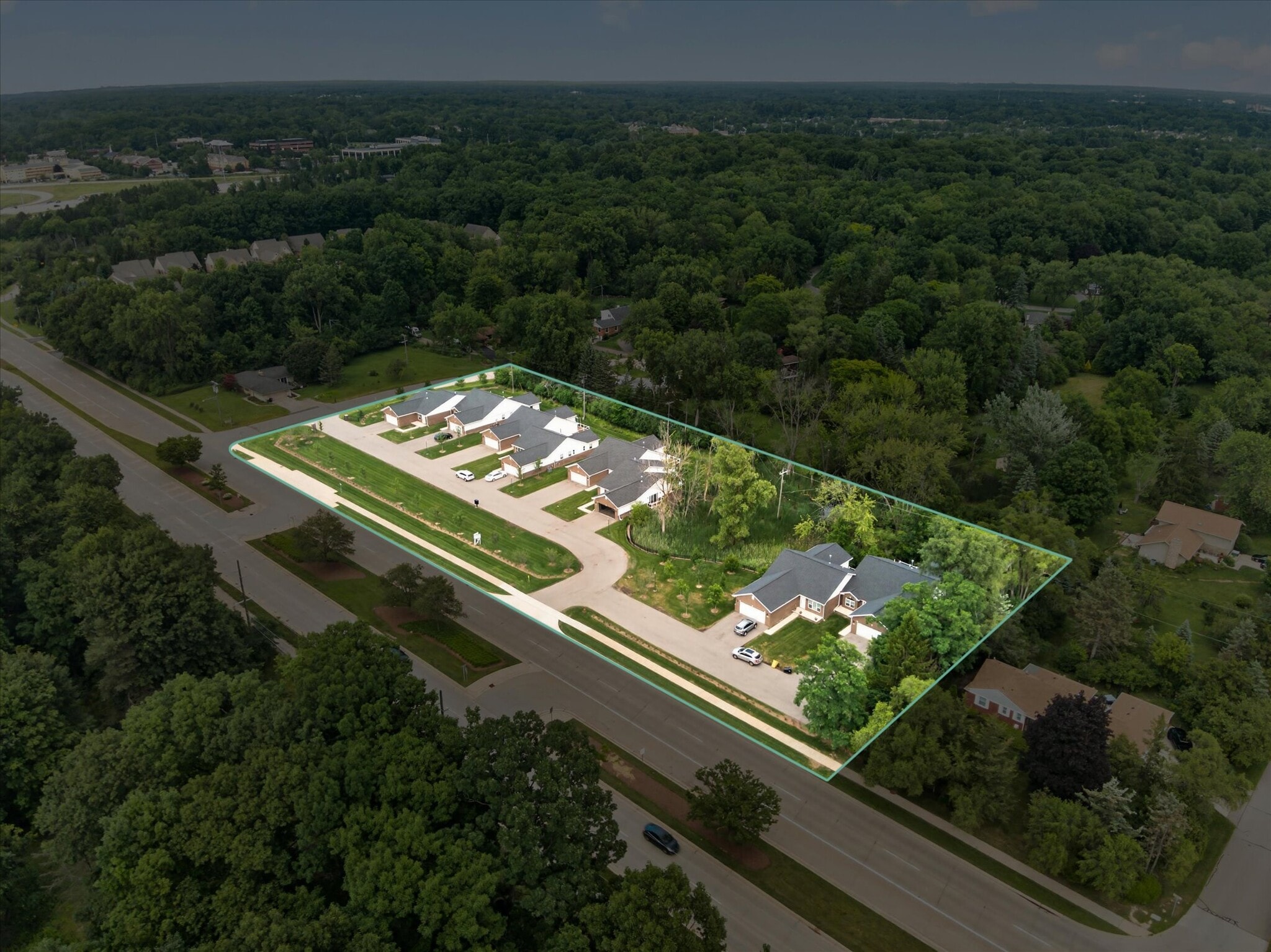 26640 Orchard Lake Rd, Farmington Hills, MI for sale Primary Photo- Image 1 of 14
