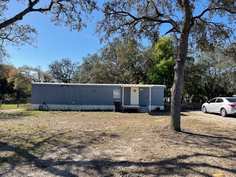 2674 Chuck Wagon way, Lake Wales, FL à vendre - Photo principale - Image 1 de 1