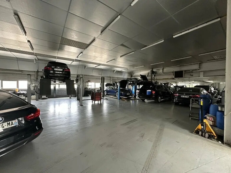 Commerce de détail dans Ivry-sur-Seine à louer - Photo intérieure - Image 2 de 7