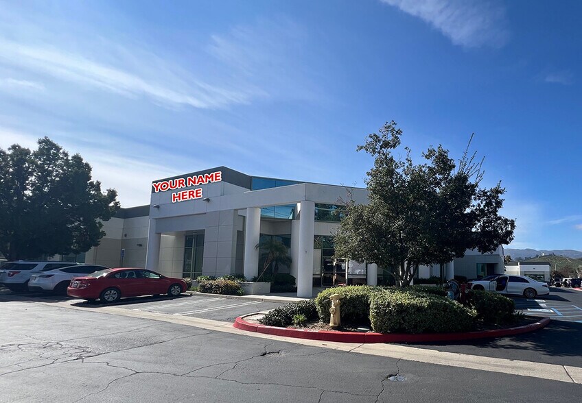 600 Central Ave, Lake Elsinore, CA à louer - Photo du bâtiment - Image 1 de 11