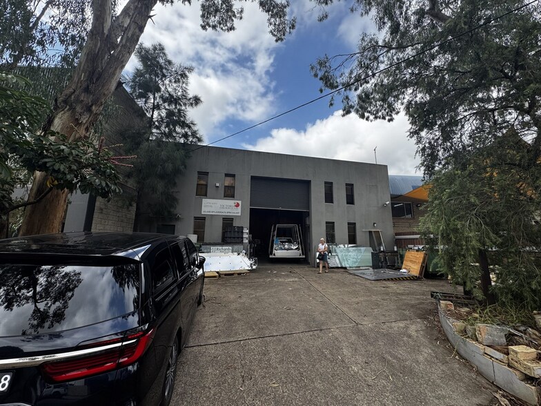 4 Gartmore Ave, Bankstown for lease - Building Photo - Image 2 of 2
