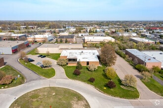24700 Crestview Ct, Farmington Hills, MI - Aérien Vue de la carte