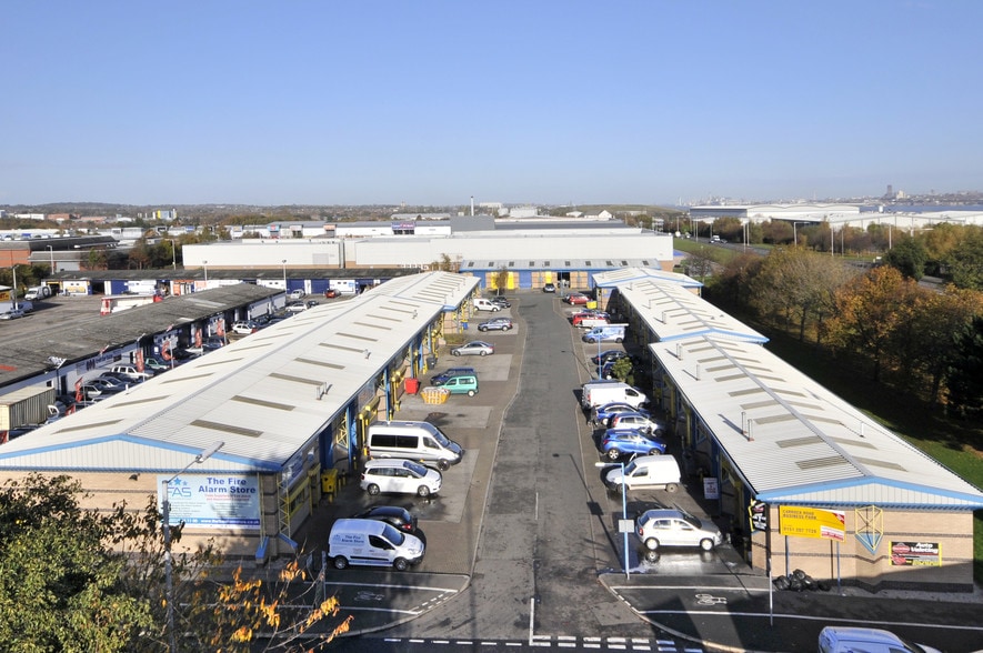 Carrock Rd, Wirral for lease - Building Photo - Image 3 of 9