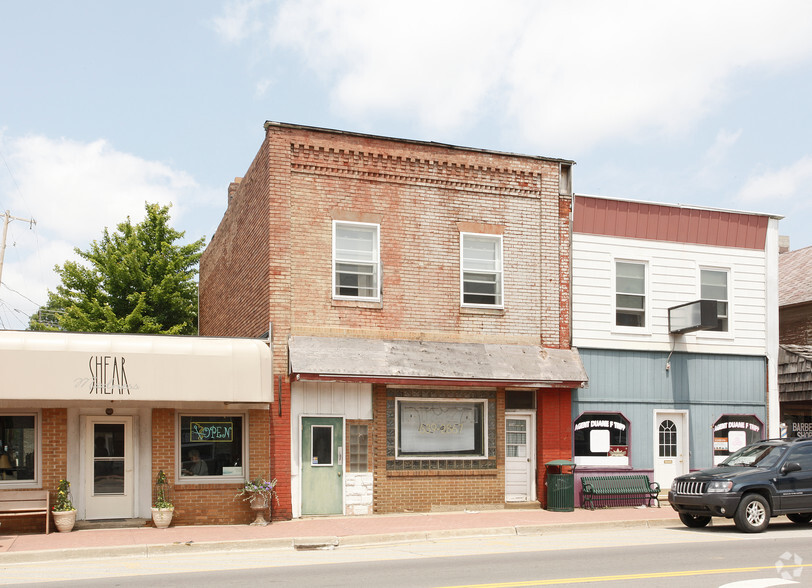 124 W State St, Montrose, MI for sale - Primary Photo - Image 1 of 2