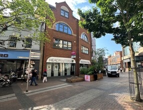 14-18 Fife Rd, Kingston Upon Thames à louer Photo du bâtiment- Image 2 de 2