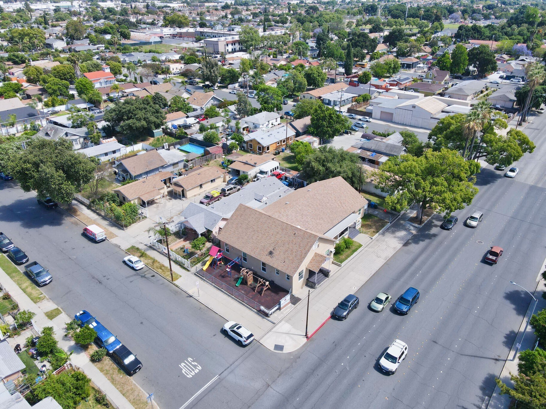 600 S Towne Ave, Pomona, CA à vendre Photo du bâtiment- Image 1 de 27