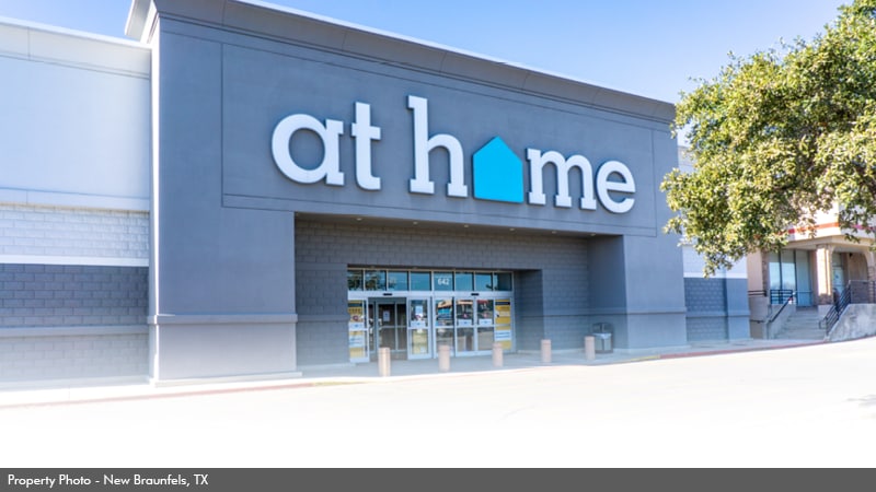 At Home - NNN Portfolio portfolio of 5 properties for sale on LoopNet.ca - Building Photo - Image 3 of 5