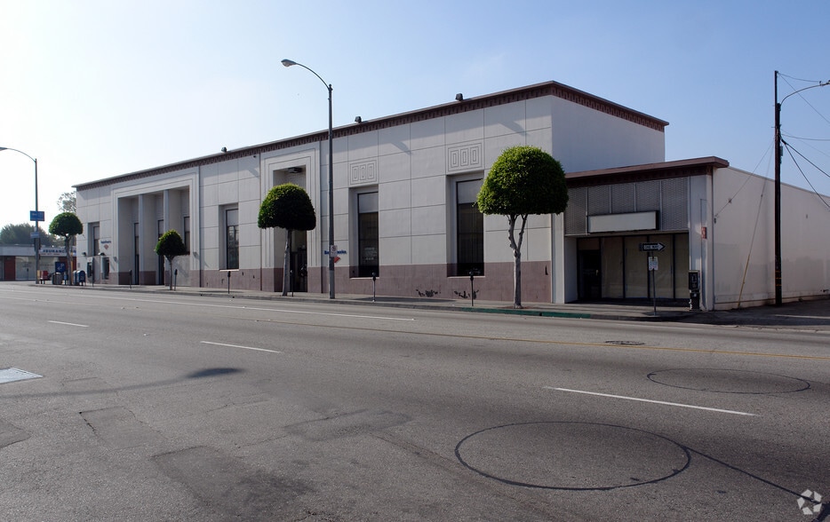 320-330 E Manchester Blvd, Inglewood, CA for lease - Building Photo - Image 3 of 14