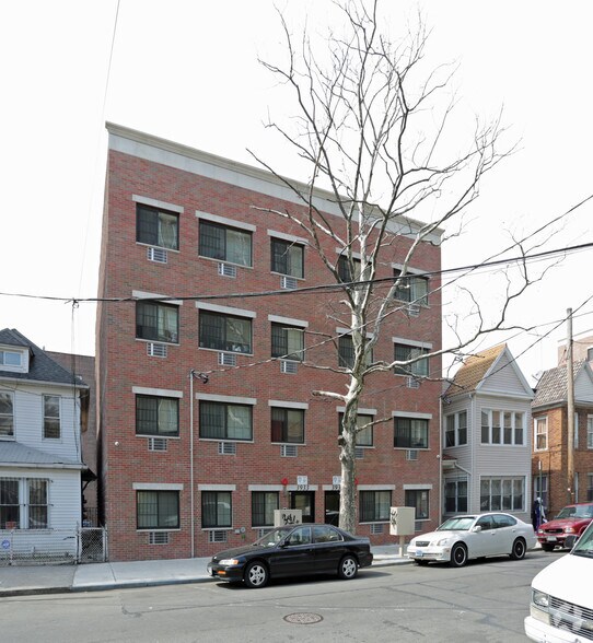 3933-3935 Carpenter, Bronx, NY à vendre - Photo du bâtiment - Image 2 de 5