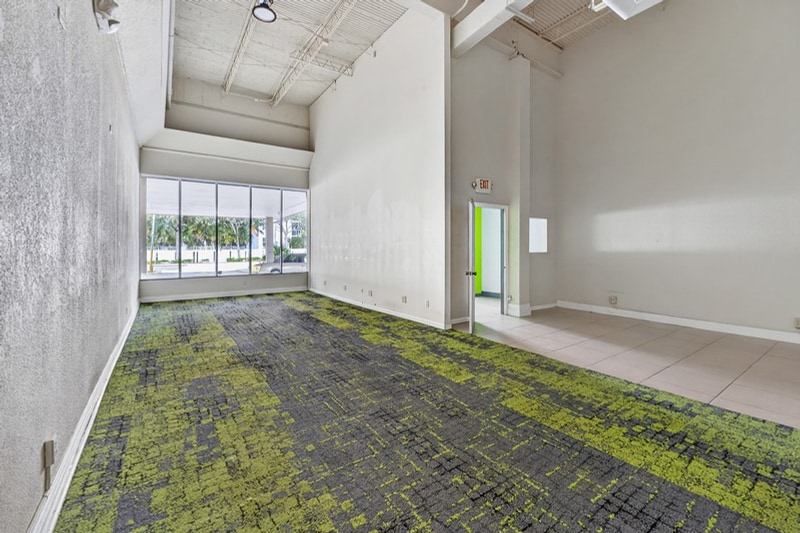 3300-3370 NE 34th St, Fort Lauderdale, FL for lease Interior Photo- Image 1 of 3
