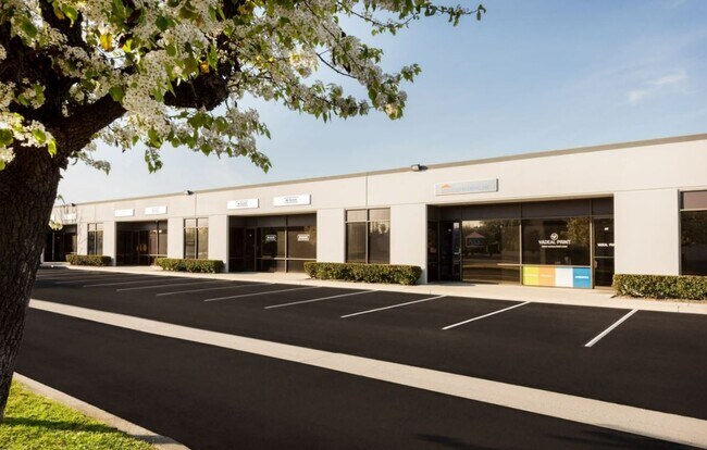 More details for 11823 Slauson Ave, Santa Fe Springs, CA - Office, Industrial for Lease