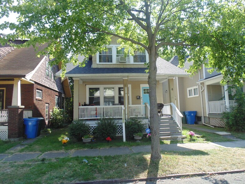6 Custer St, Rochester, NY à vendre - Photo du bâtiment - Image 3 de 3