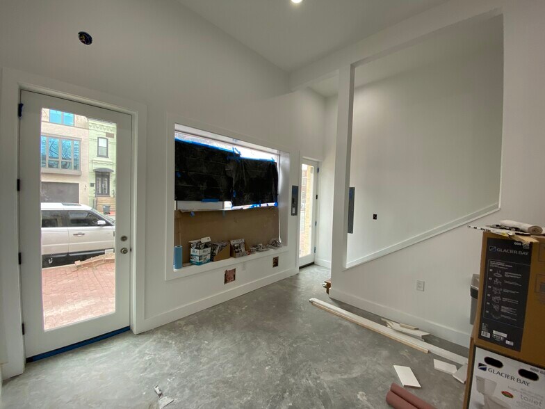 515 11th St SE, Washington, DC à vendre - Photo intérieure - Image 3 de 53