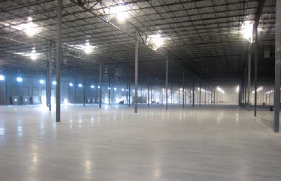 2588 Jannetides Blvd, Greenfield, IN à louer - Photo intérieure - Image 2 de 3