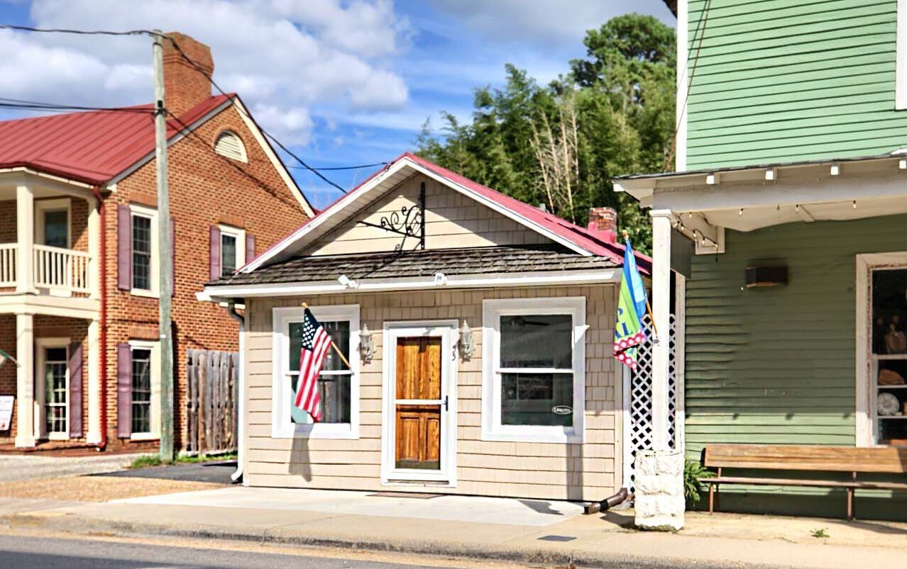 55 Cross St, Urbanna, VA à vendre Photo du bâtiment- Image 1 de 27
