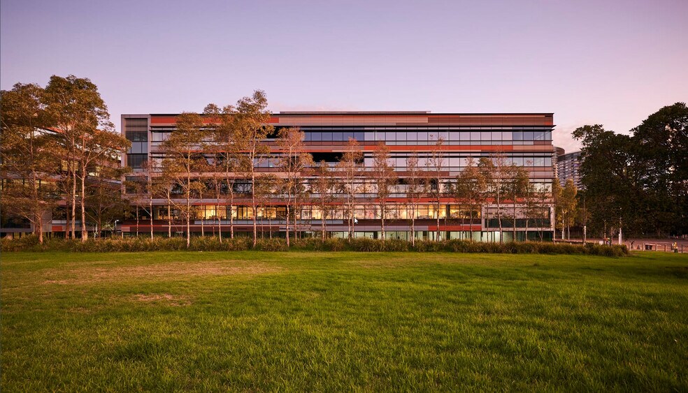 5 Murray Rose Ave, Sydney Olympic Park à louer - Photo du bâtiment - Image 2 de 13