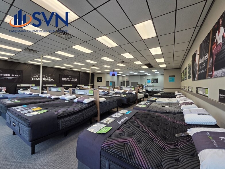 1076 Route 59, Aurora, IL for lease - Building Photo - Image 2 of 9