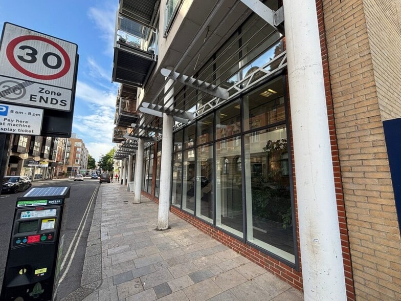 114-118 High St, Southampton for lease - Building Photo - Image 2 of 2