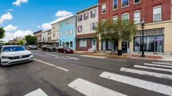 205 Mill St, Bristol, PA à vendre - Photo du bâtiment - Image 3 de 3
