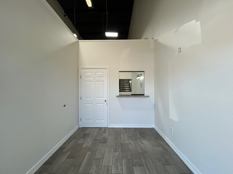 8218 Casa Verde Rd, Laredo, TX à louer - Hall d’entrée - Image 3 de 20