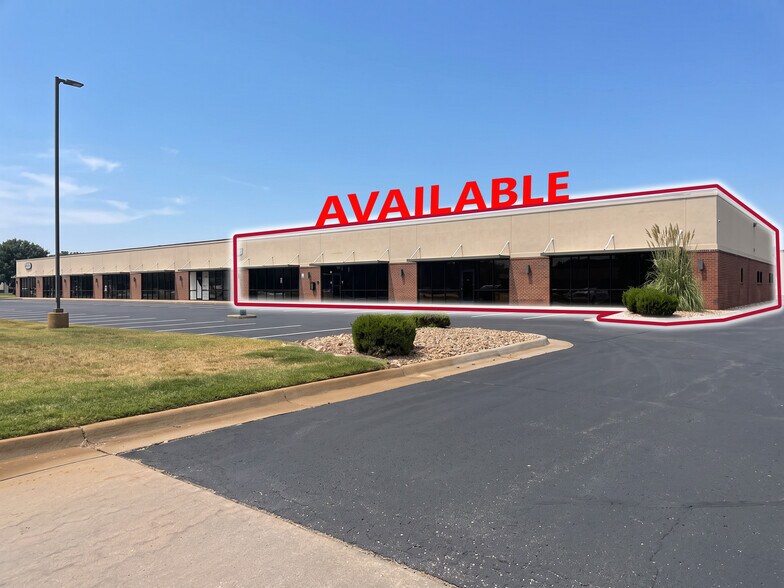 7330 W 33rd St, Wichita, KS for lease - Building Photo - Image 2 of 42