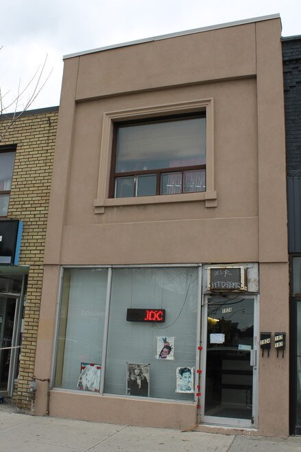 1924 Danforth Ave, Toronto, ON à vendre Photo du bâtiment- Image 1 de 1