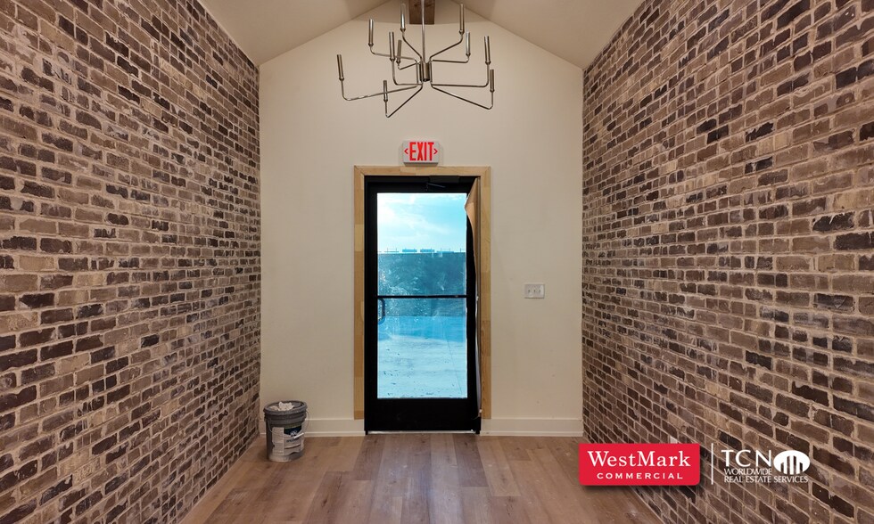 11430 County Road 2220, Lubbock, TX à louer - Photo du bâtiment - Image 2 de 7
