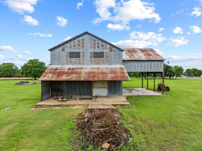 4571 FM 68, Gober, TX for sale - Building Photo - Image 3 of 12