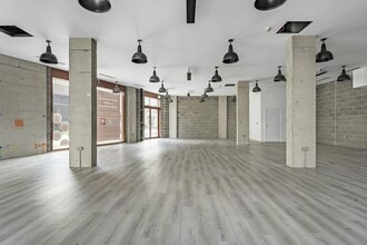 14 Tandy Pl, London for lease Interior Photo- Image 2 of 15