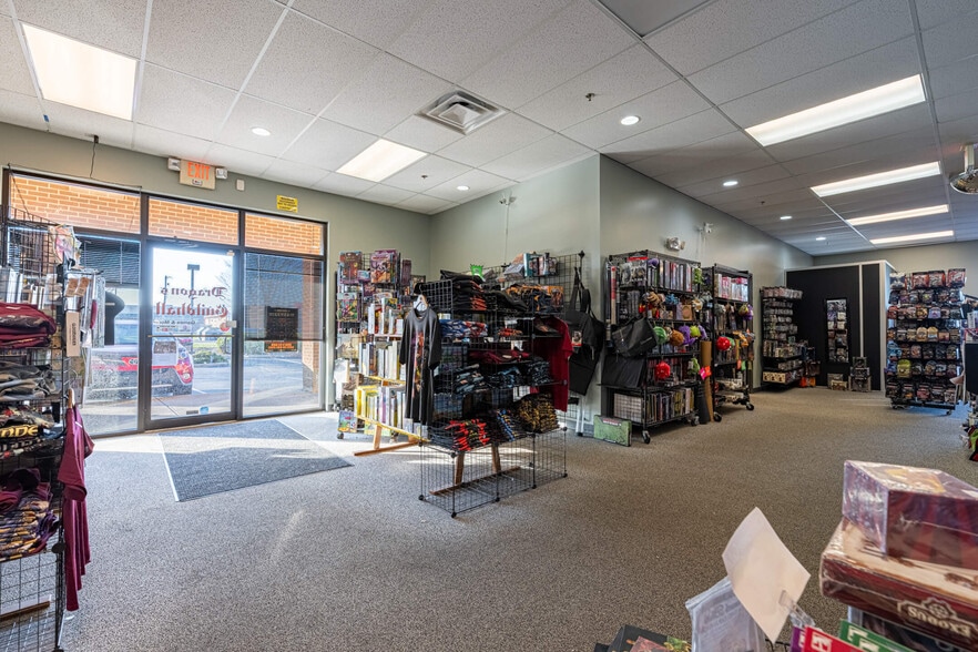 3899 Indian Ripple Rd, Dayton, OH for lease - Building Photo - Image 3 of 10