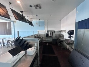 923-937 E Las Tunas Dr, San Gabriel, CA for lease Interior Photo- Image 2 of 4