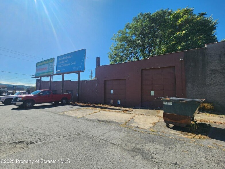 1323 N Main Ave, Scranton, PA à vendre - Photo du bâtiment - Image 3 de 3
