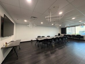 5040 Corporate Woods Dr, Virginia Beach, VA for lease Interior Photo- Image 2 of 4