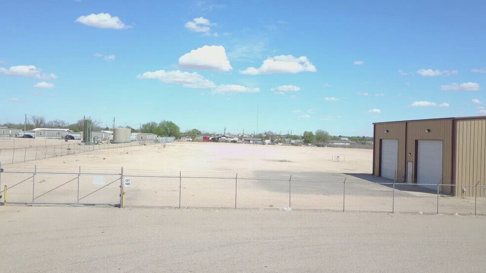 3307 S County Road 1200, Midland, TX à vendre - Vidéo sur l’inscription commerciale - Image 2 de 44