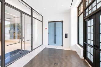 465 Meeting St, Charleston, SC à louer Photo intérieure- Image 2 de 3