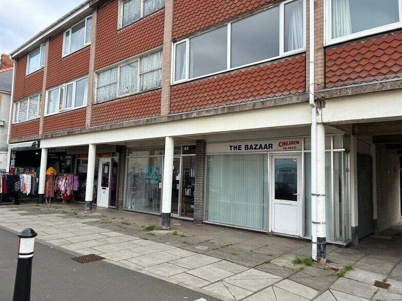 56-66 New Rd, Porthcawl à vendre - Photo du bâtiment - Image 2 de 7