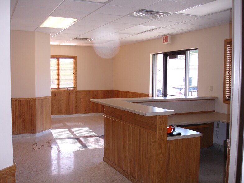 553-555 Braund St, Onalaska, WI à louer - Photo du bâtiment - Image 3 de 9