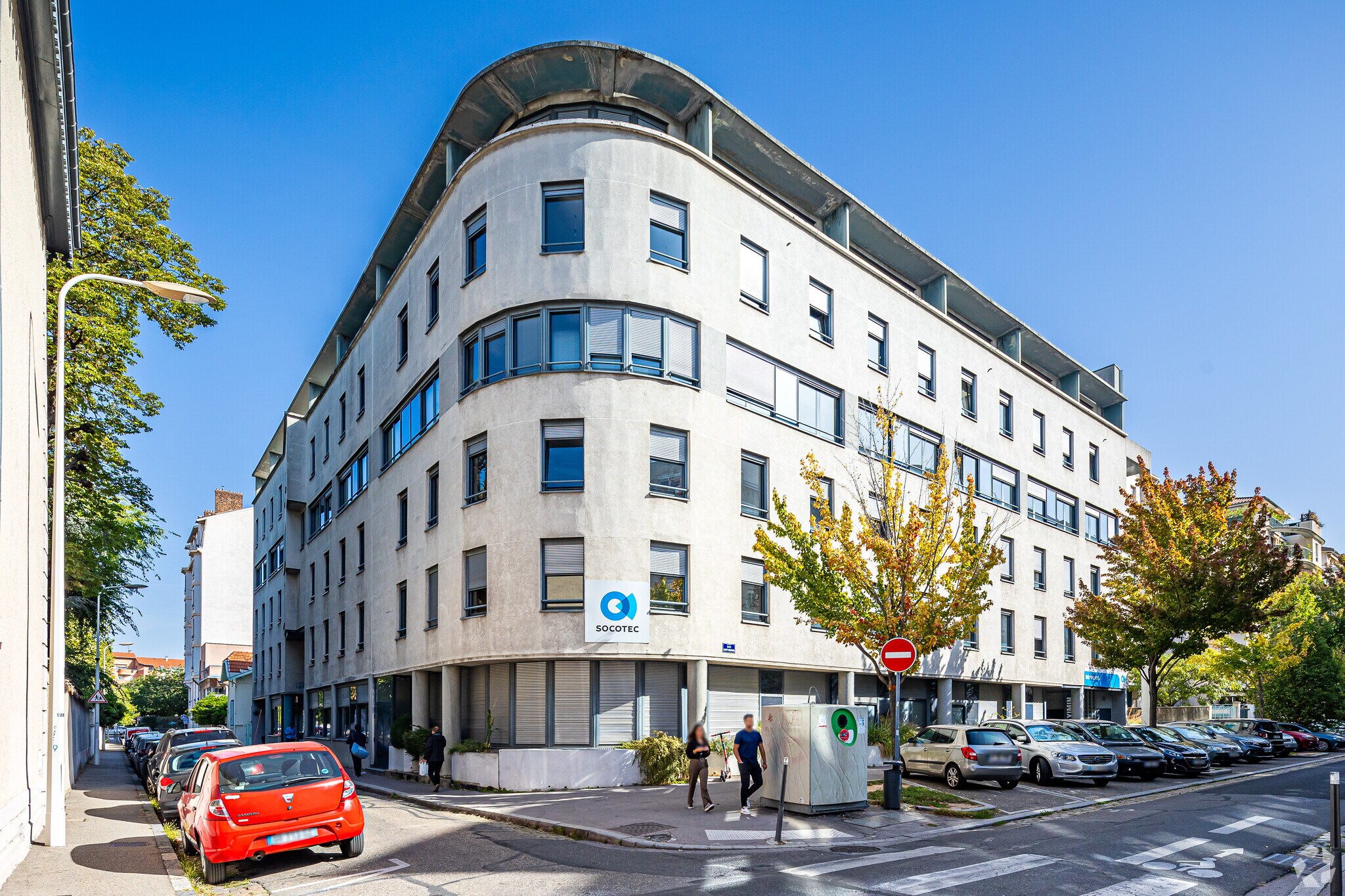 Office in Lyon for lease Primary Photo- Image 1 of 3