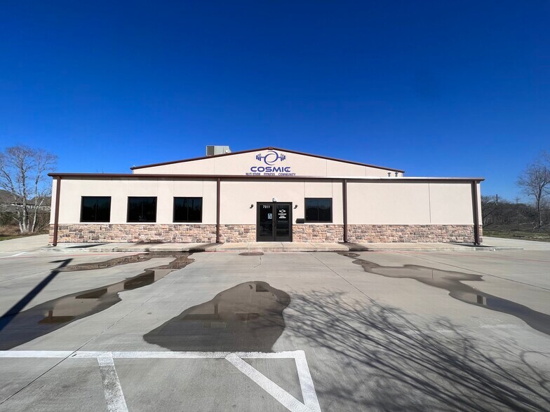 7311 Fite Rd, Pearland, TX à vendre - Photo du bâtiment - Image 3 de 10