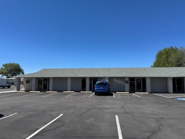 590 W State Rd, Pleasant Grove, UT for lease - Building Photo - Image 2 of 5