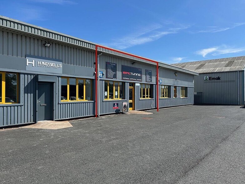 Cannel Rd, Burntwood for lease - Building Photo - Image 1 of 2