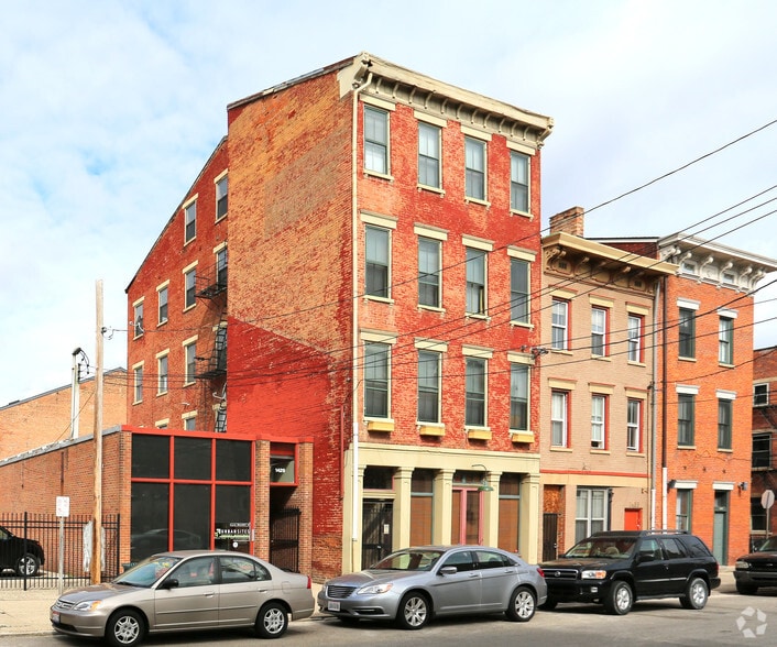1431 Walnut St, Cincinnati, OH for lease - Primary Photo - Image 1 of 9