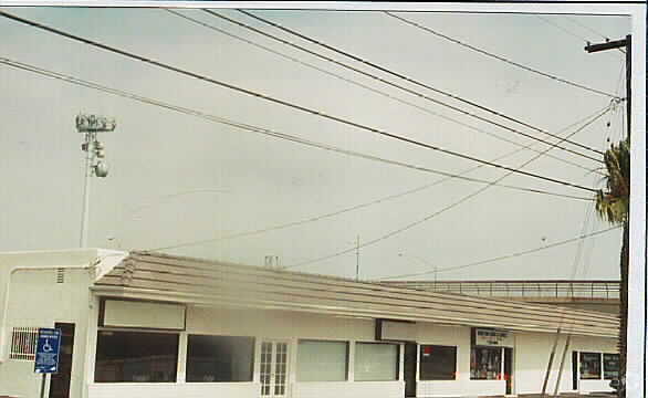 22017-22029 S. Figueroa portfolio of 2 properties for sale on LoopNet.ca - Building Photo - Image 2 of 2