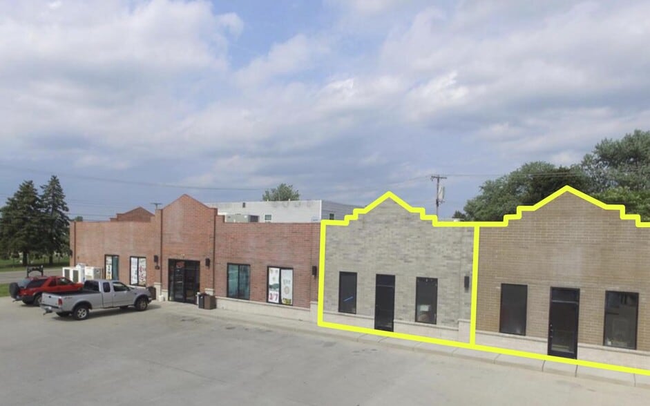 8184-8198 N Dixie Hwy, Newport, MI for lease - Building Photo - Image 1 of 8