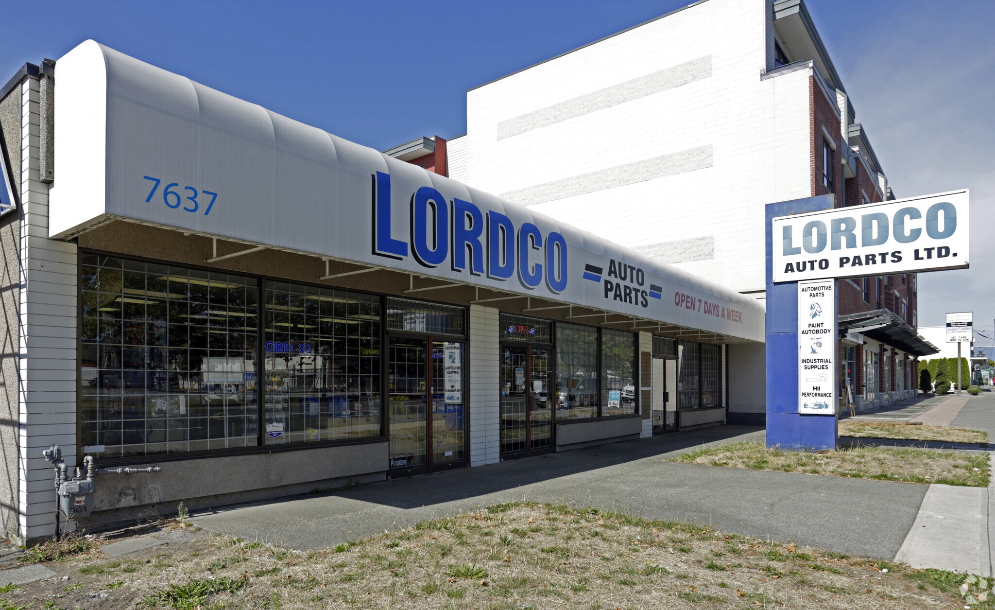 7637 Edmonds St, Burnaby, BC for sale Building Photo- Image 1 of 1