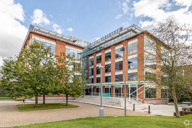 Manbre Rd, Londres à louer Photo principale- Image 1 de 16