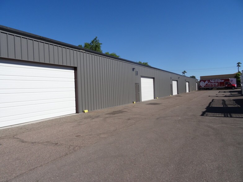 1510 E Bell Rd, Phoenix, AZ à vendre - Photo du bâtiment - Image 2 de 4