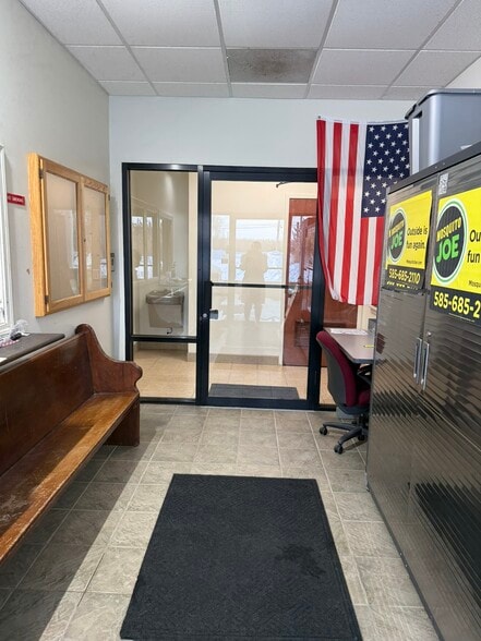 375 Clay Rd, Rochester, NY for sale - Building Photo - Image 3 of 32