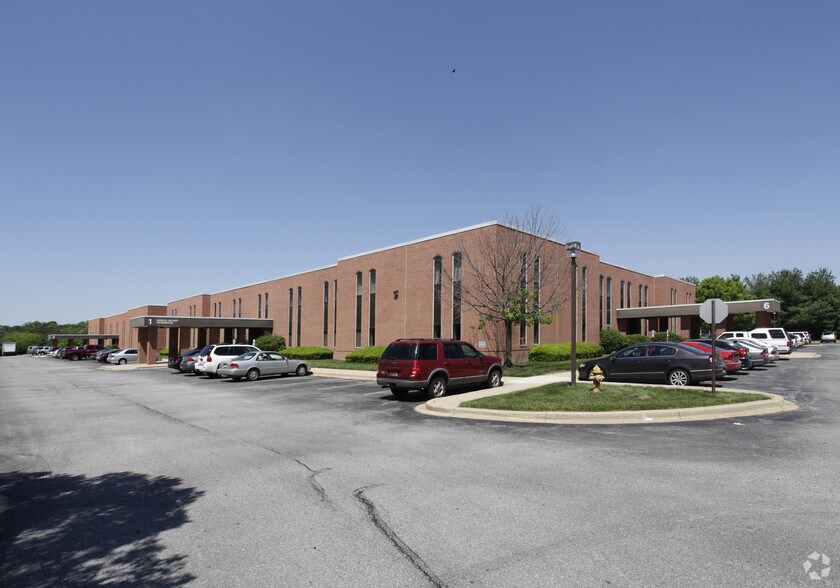 2600 Glasgow Ave, Newark, DE à louer - Photo du bâtiment - Image 1 de 6