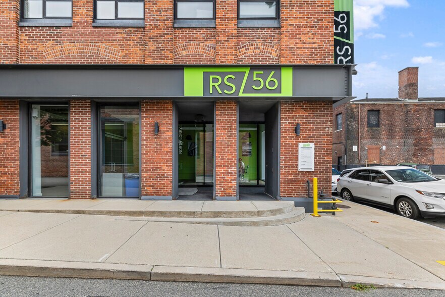 56 Roland St, Charlestown, MA à louer - Photo du bâtiment - Image 2 de 22